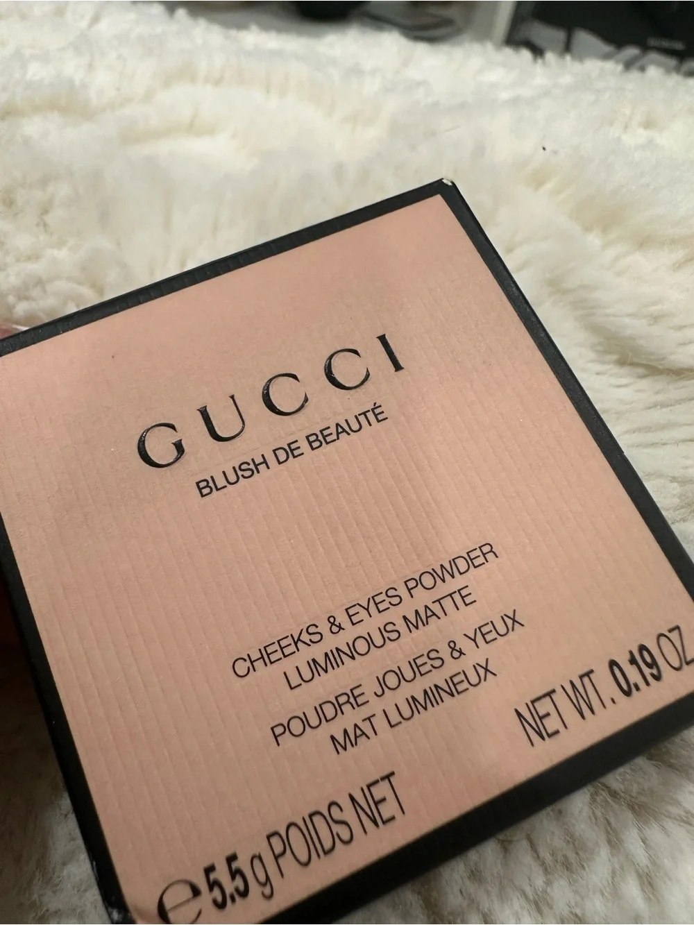 Gucci Luminous Matte Powder Blush- silky rose